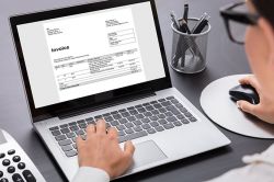 How to prepare VAT Invoices in the UAE